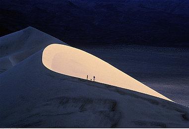 部部是精品！外媒评30款PS4佳作